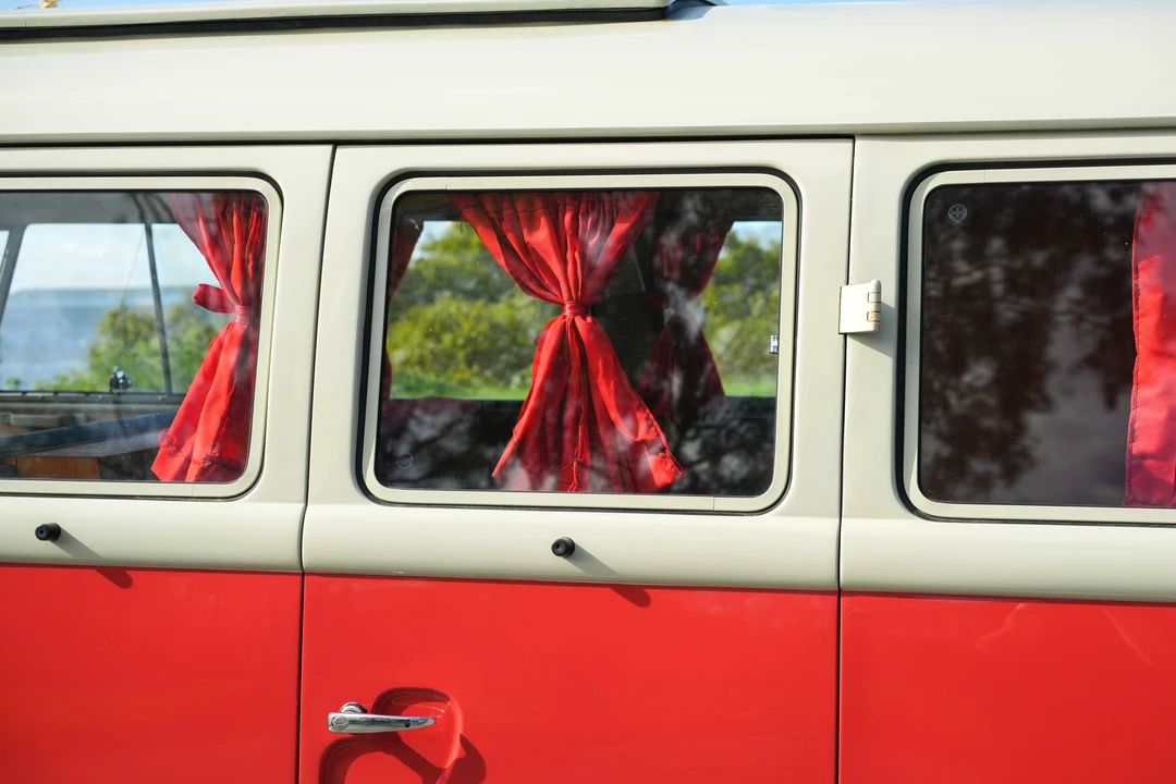 1961 Volkswagen Split-Window Camper - Image 13 of 31