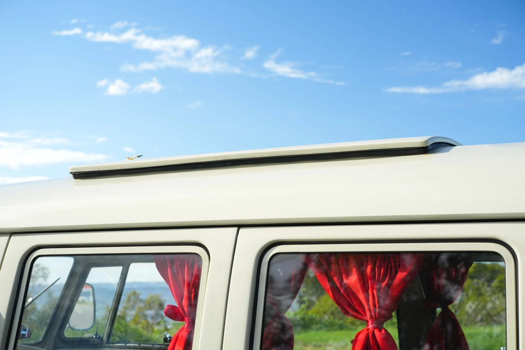 1961 Volkswagen Split-Window Camper - Image 28 of 31
