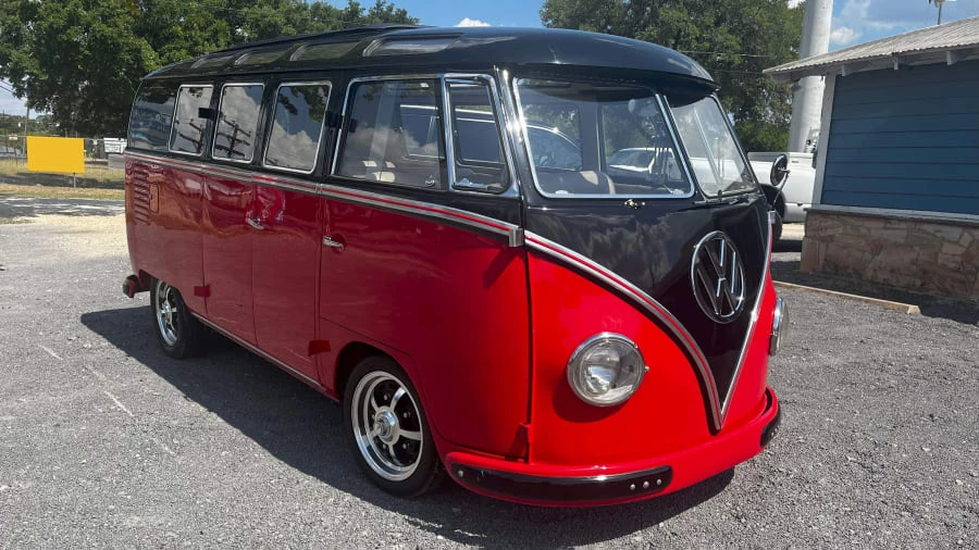 1961 Volkswagen Split-Window Bus - Image 4 of 8