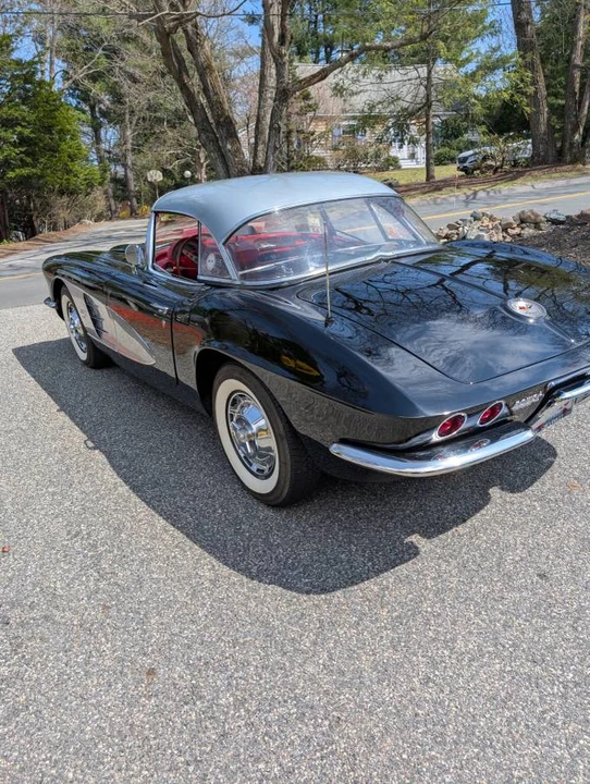 1961 Chevrolet Corvette C1 - Image 10 of 10
