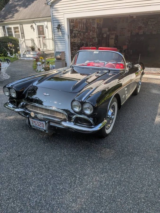1961 Chevrolet Corvette C1 - Image 4 of 10