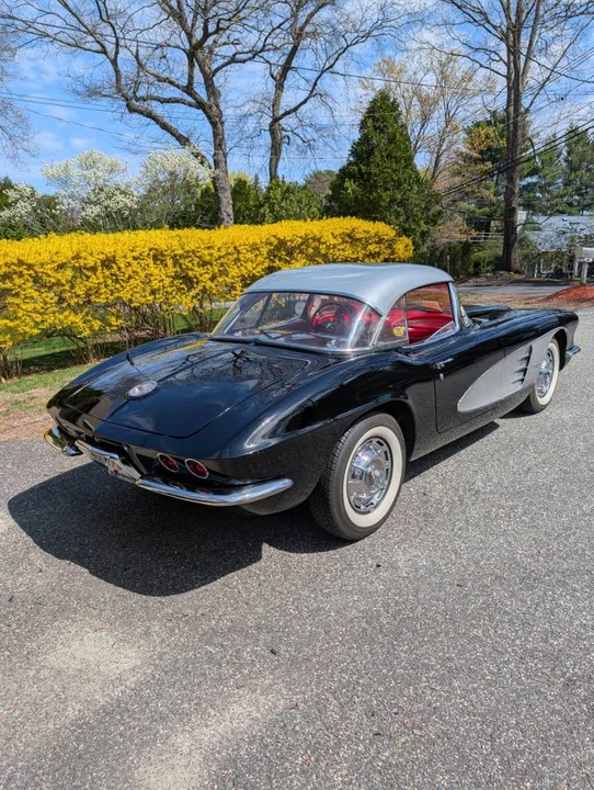 1961 Chevrolet Corvette C1 - Image 8 of 10