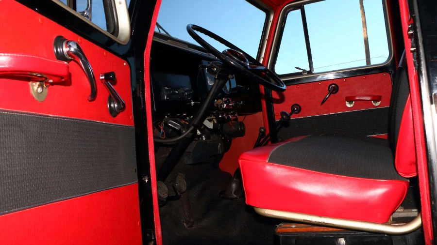 1961 Willys Jeep Wagon - Image 4 of 12