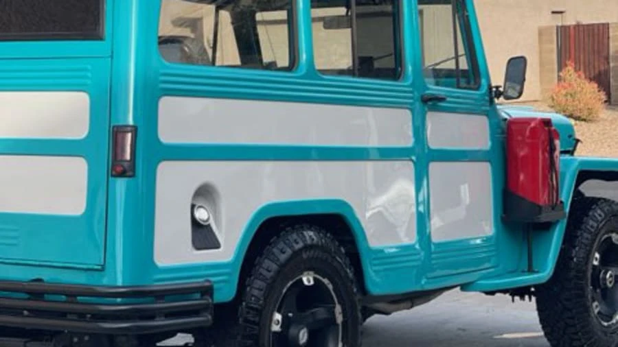 1961 Willys Jeep Wagon - Image 4 of 7