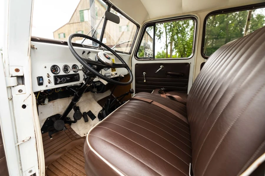 1961 Willys Jeep Wagon - Image 14 of 23