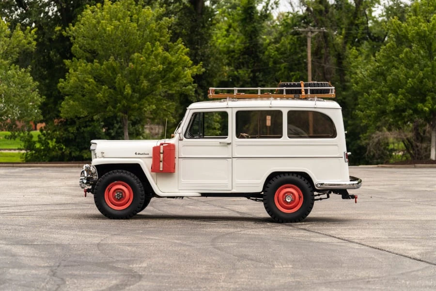 1961 Willys Jeep Wagon - Image 2 of 23