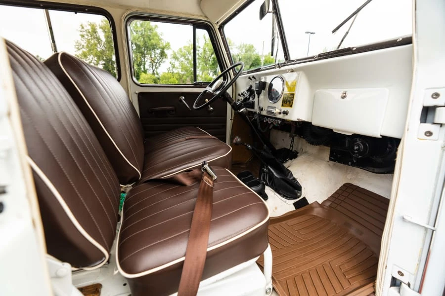 1961 Willys Jeep Wagon - Image 16 of 23