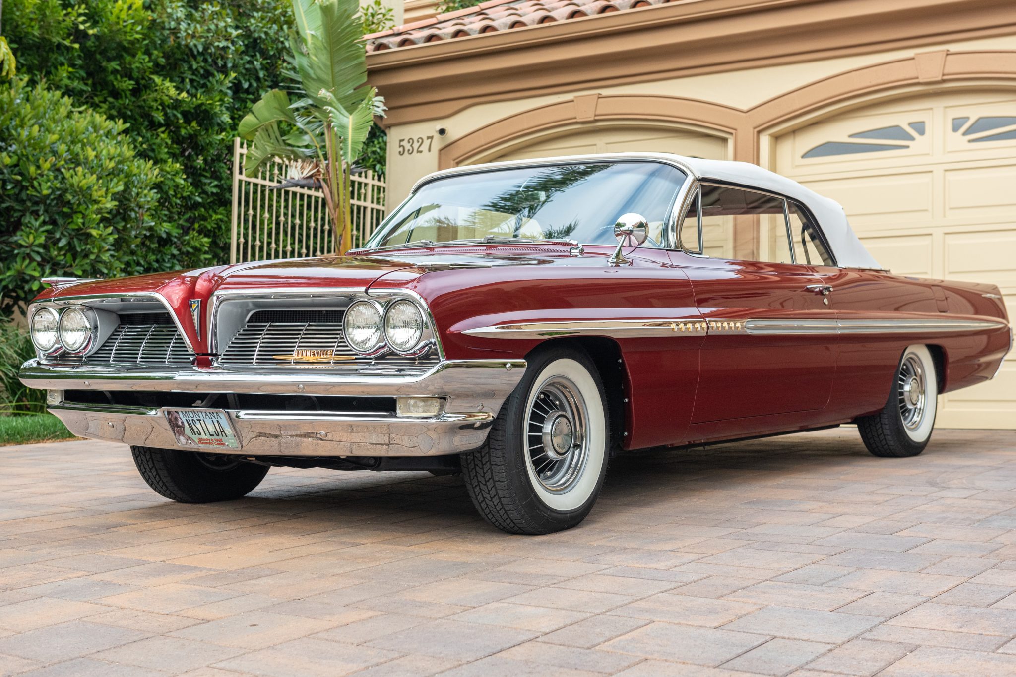 1961 Pontiac Bonneville Convertible 389 4-Speed