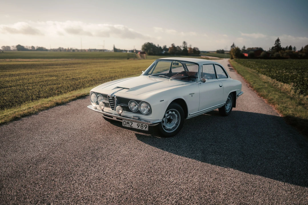 1962 Alfa Romeo 2600 - Image 13 of 31