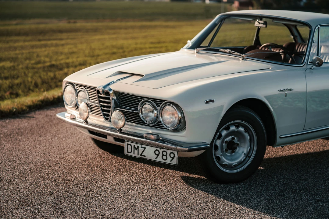 1962 Alfa Romeo 2600 - Image 24 of 31