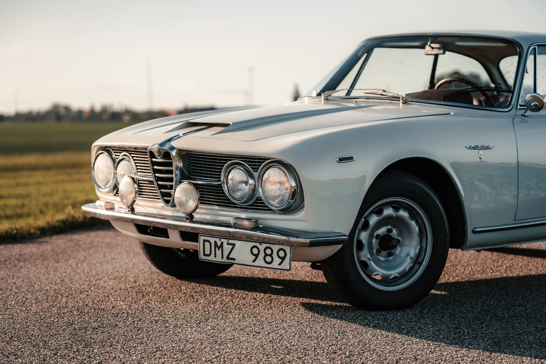 1962 Alfa Romeo 2600 - Image 25 of 31