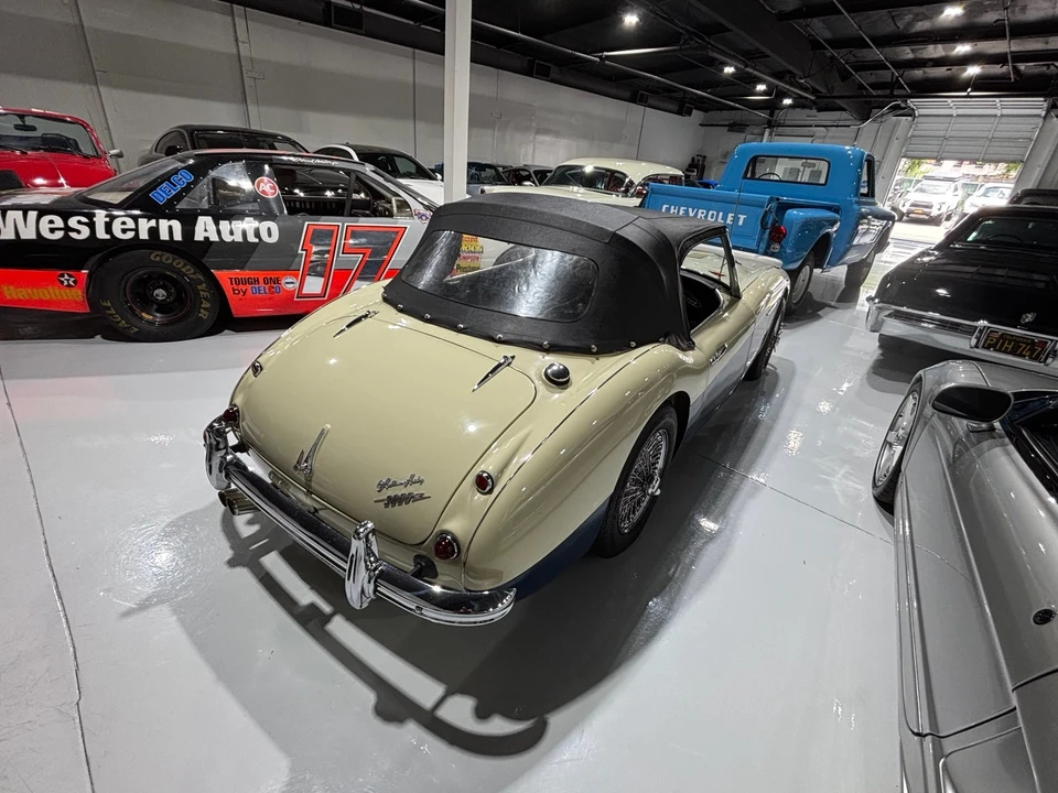 1962 Austin-Healey 3000 Mark II - Image 3 of 6
