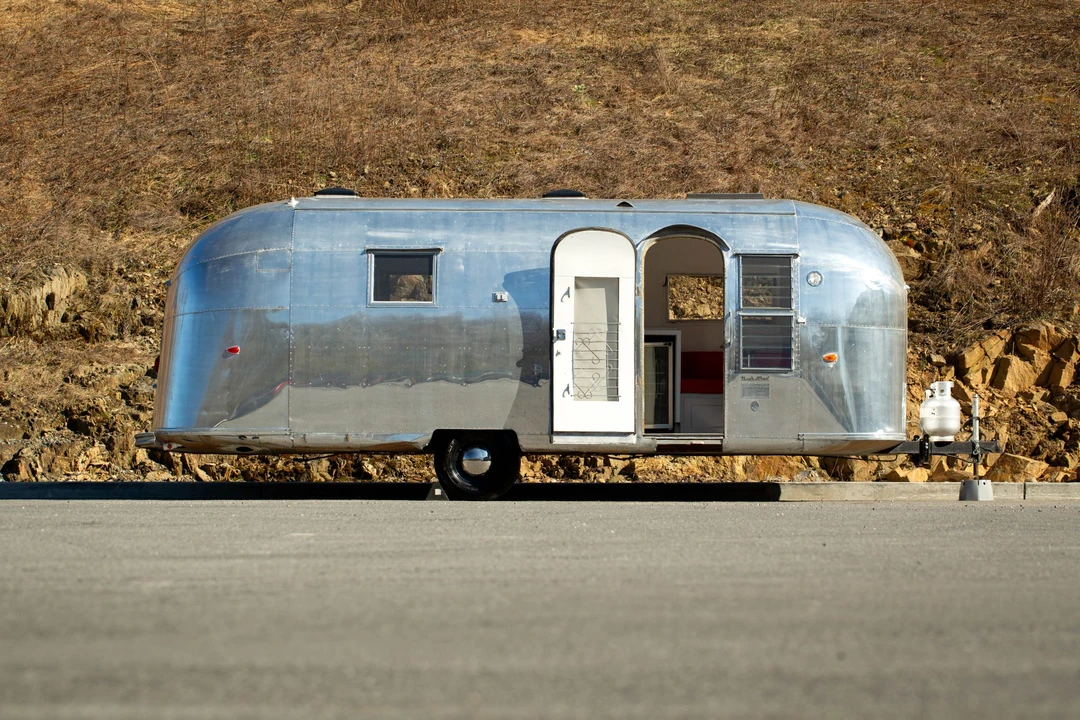 1962 Airstream - Image 2 of 31