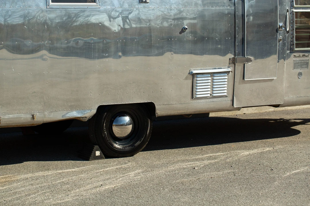 1962 Airstream - Image 22 of 31