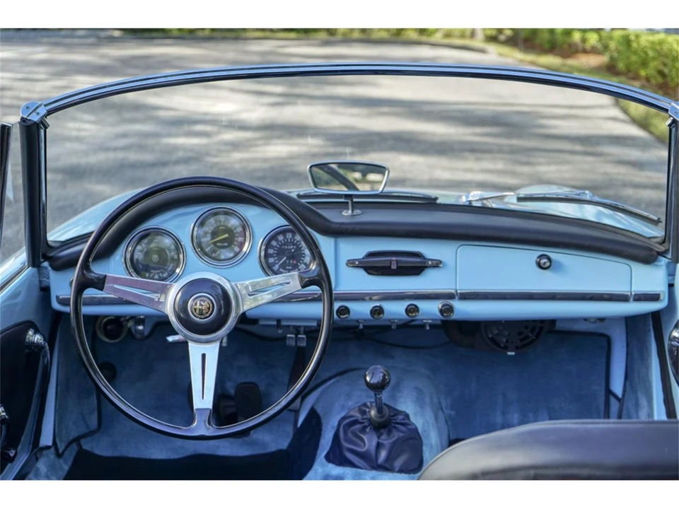 1962 Alfa Romeo 2600 - Image 16 of 31