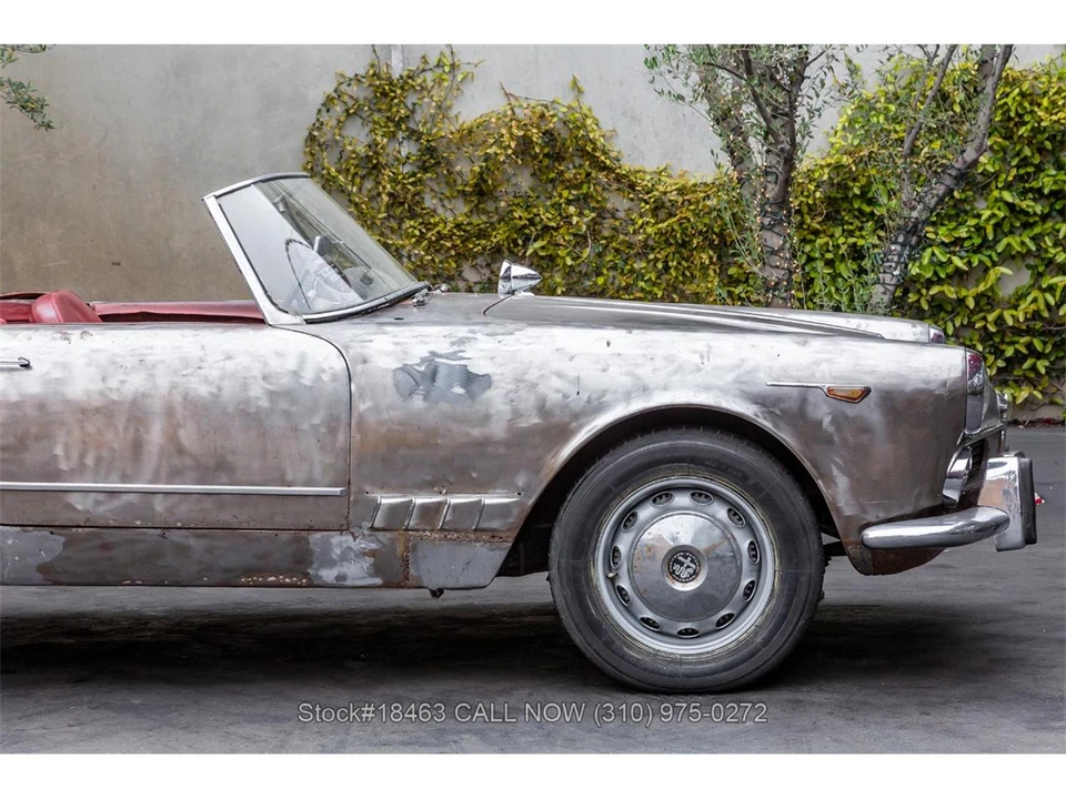 1962 Alfa Romeo 102-Series 2000 - Image 9 of 31