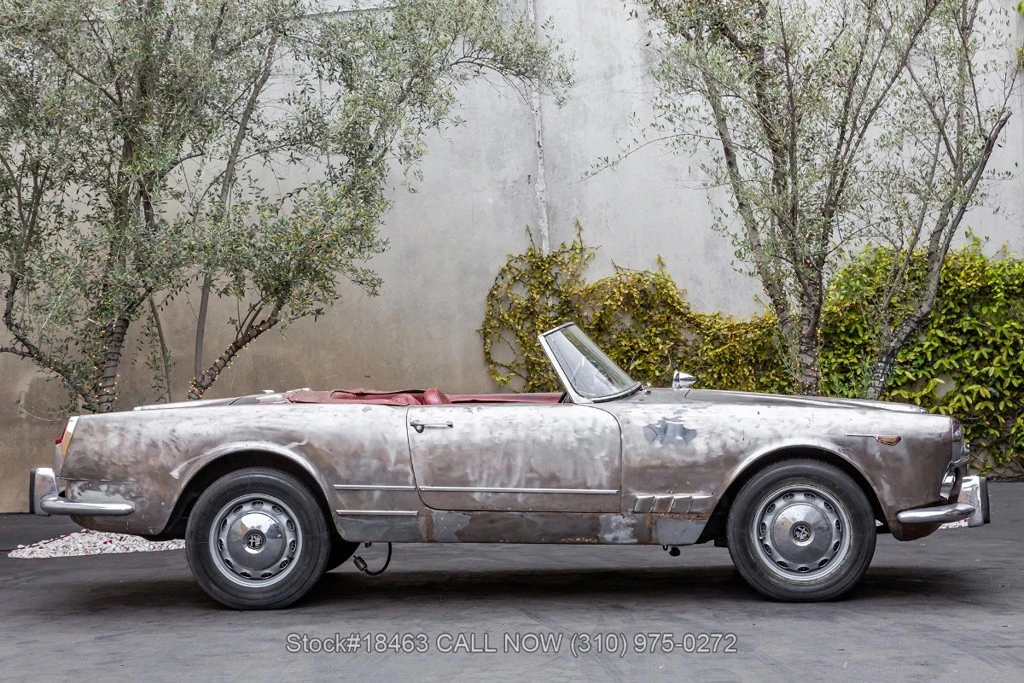 1962 Alfa Romeo 102-Series 2000 - Image 4 of 12