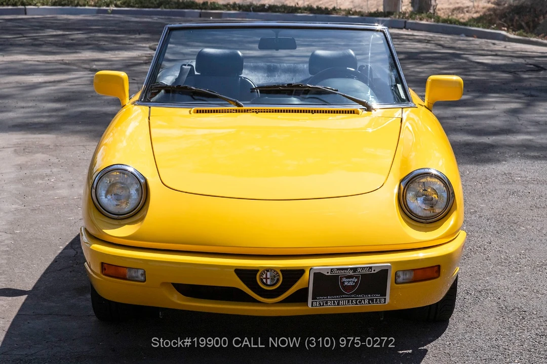 1993 Alfa Romeo 102-Series 2000 - Image 2 of 25