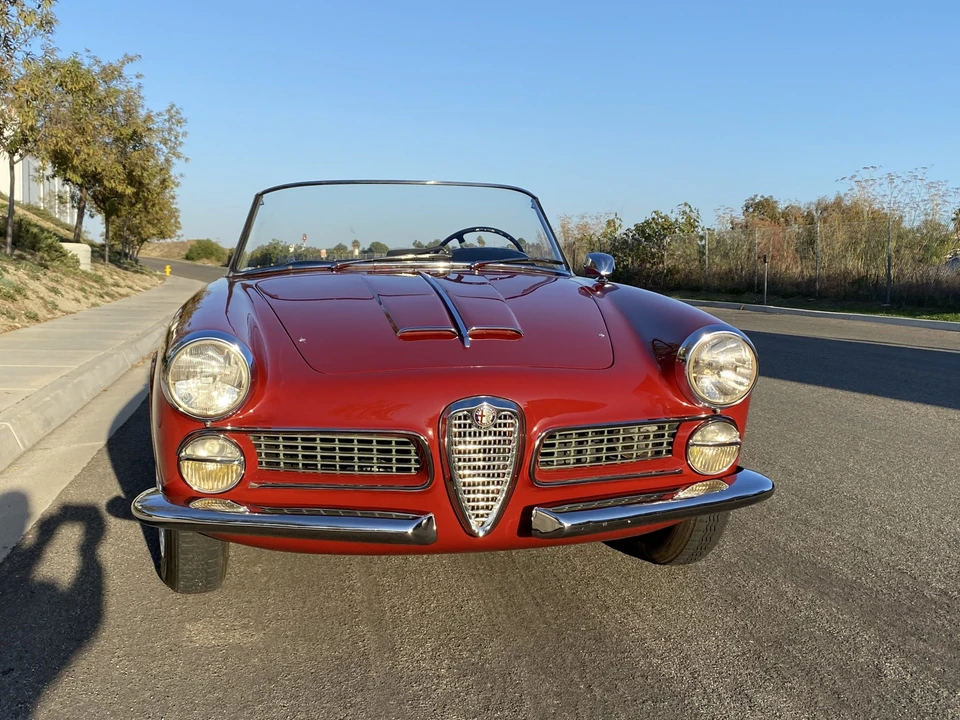 1962 Alfa Romeo 102-Series 2000 - Image 7 of 31