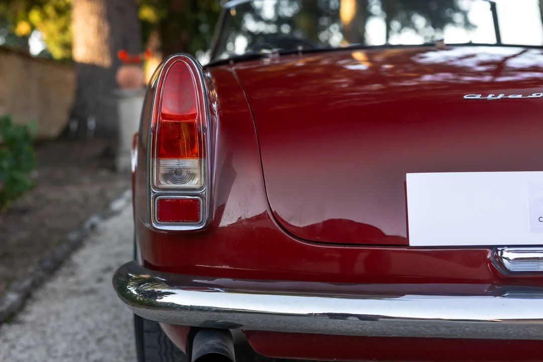 1962 Alfa Romeo 102-Series 2000 - Image 11 of 31