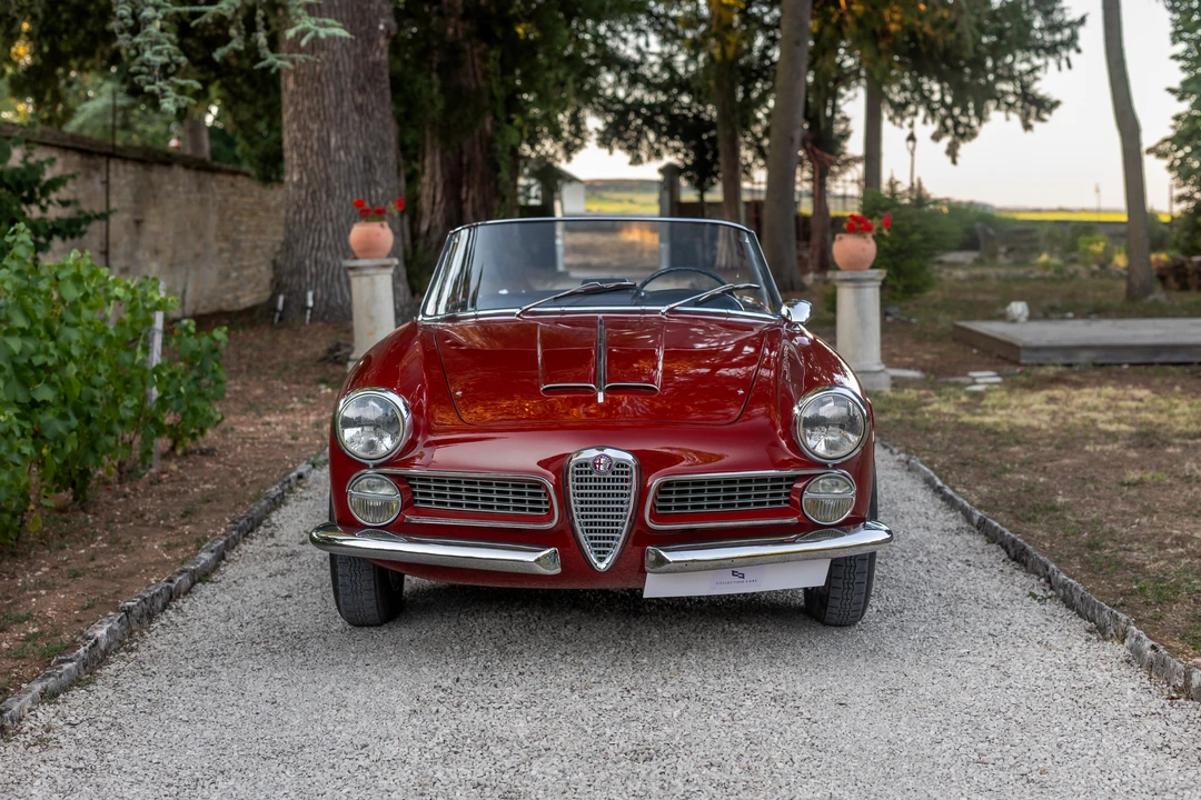 1962 Alfa Romeo 102-Series 2000 - Image 2 of 31