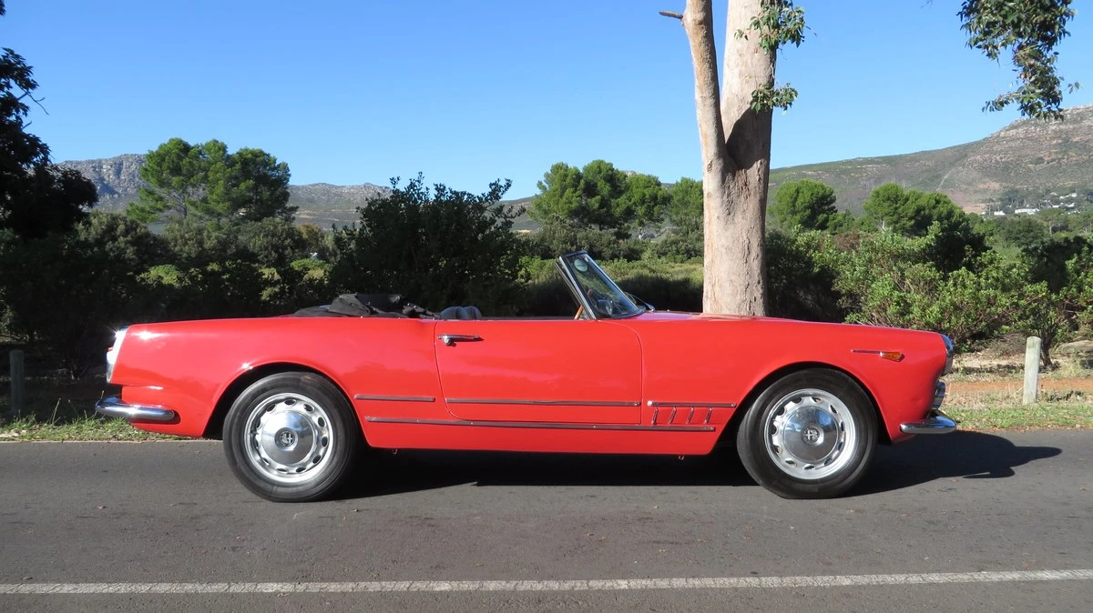 1962 Alfa Romeo 102-Series 2000 - Image 13 of 30