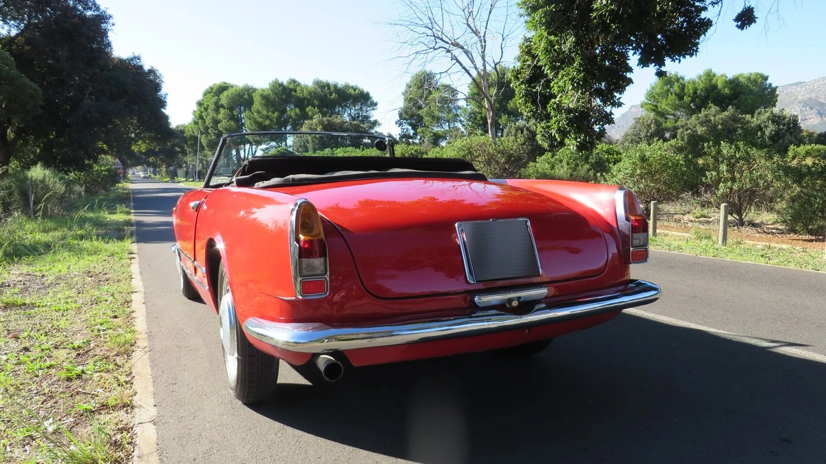 1962 Alfa Romeo 102-Series 2000 - Image 20 of 30
