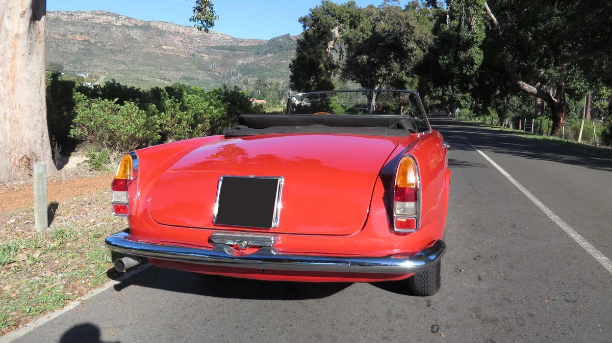 1962 Alfa Romeo 102-Series 2000 - Image 12 of 30