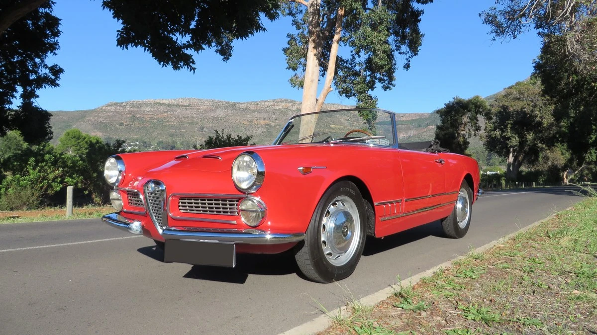 1962 Alfa Romeo 102-Series 2000 - Image 18 of 30