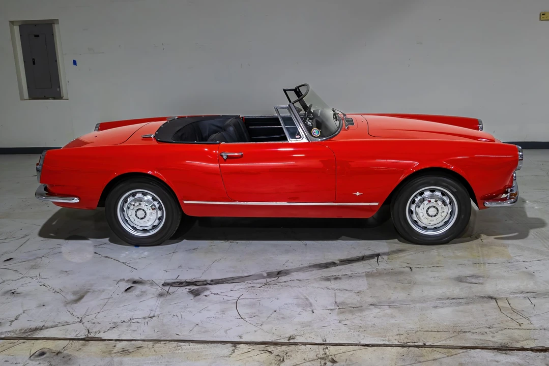 1962 Alfa Romeo 2600 - Image 18 of 31