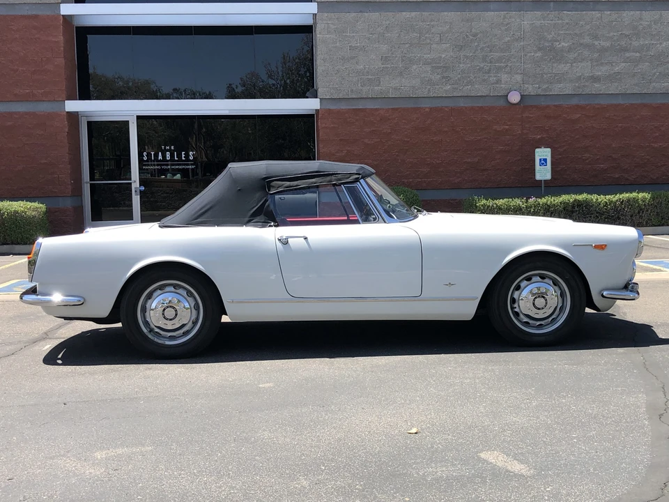 1962 Alfa Romeo 2600 - Image 17 of 31