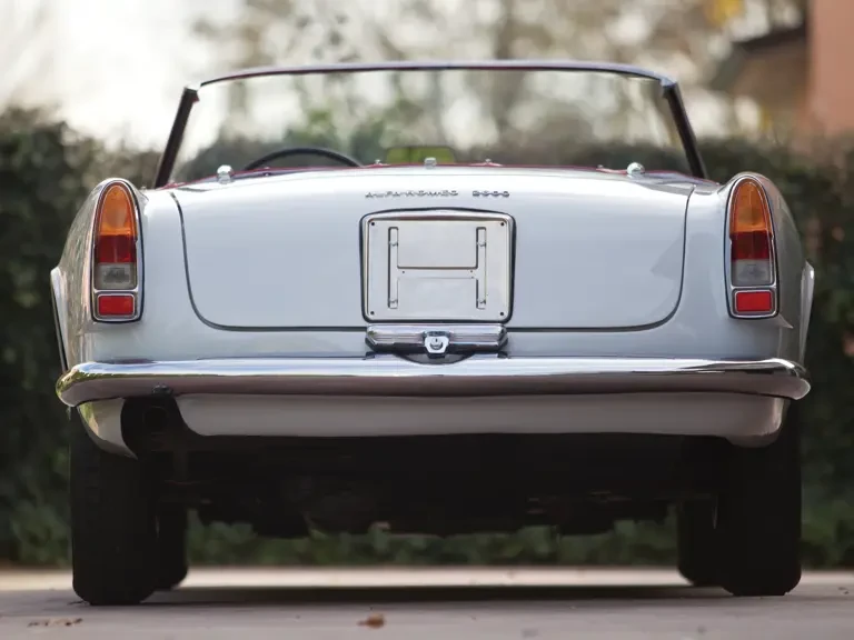 1962 Alfa Romeo 2600 - Image 17 of 18