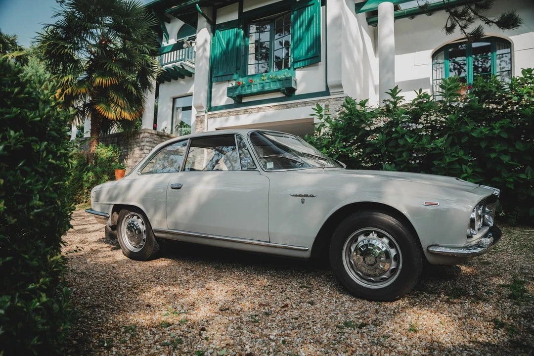 1962 Alfa Romeo 2600 - Image 7 of 30