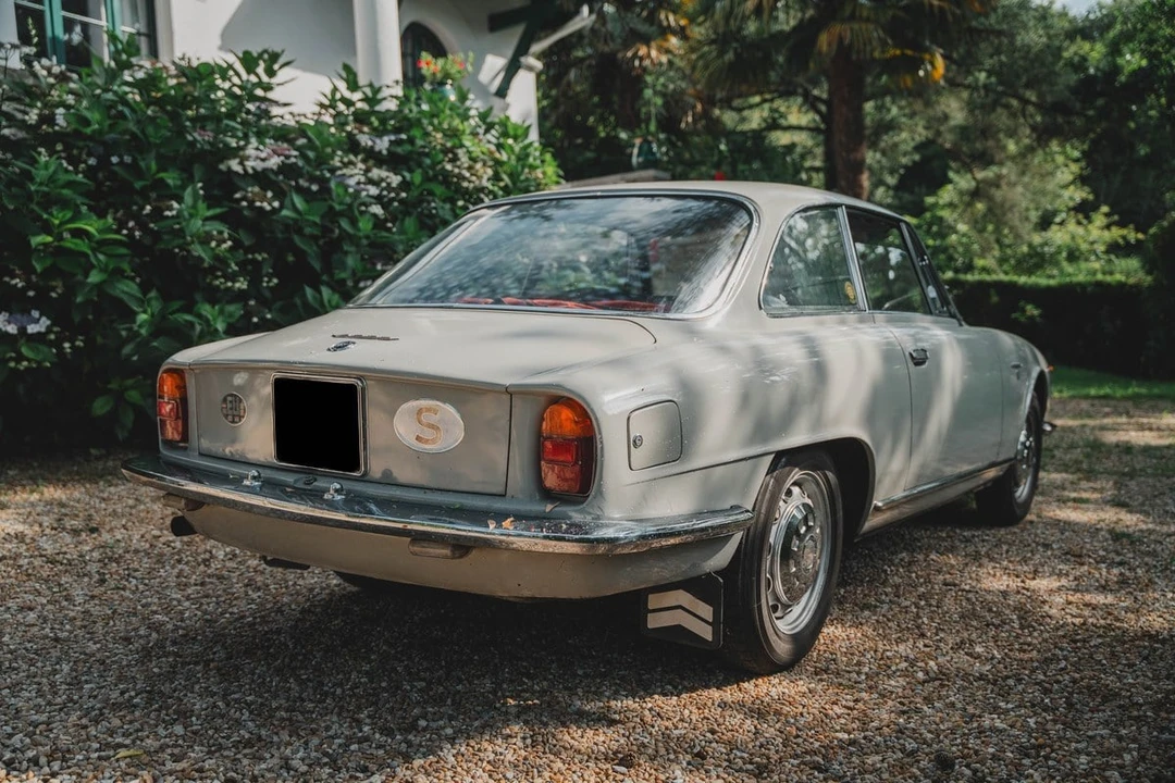 1962 Alfa Romeo 2600 - Image 8 of 30