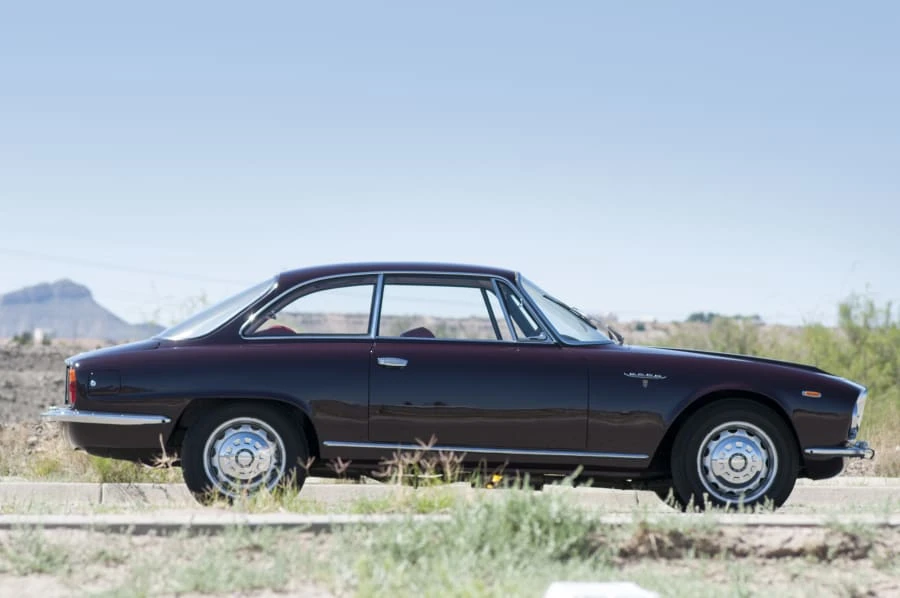 1962 Alfa Romeo 2600 - Image 2 of 6