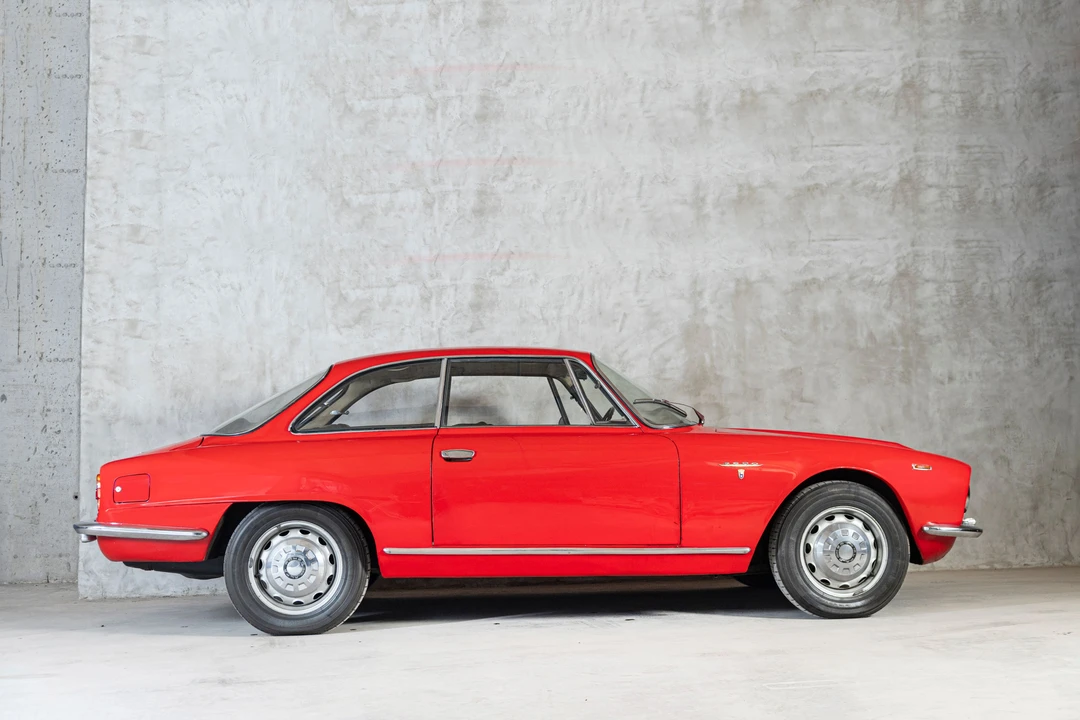 1962 Alfa Romeo 2600 - Image 3 of 30
