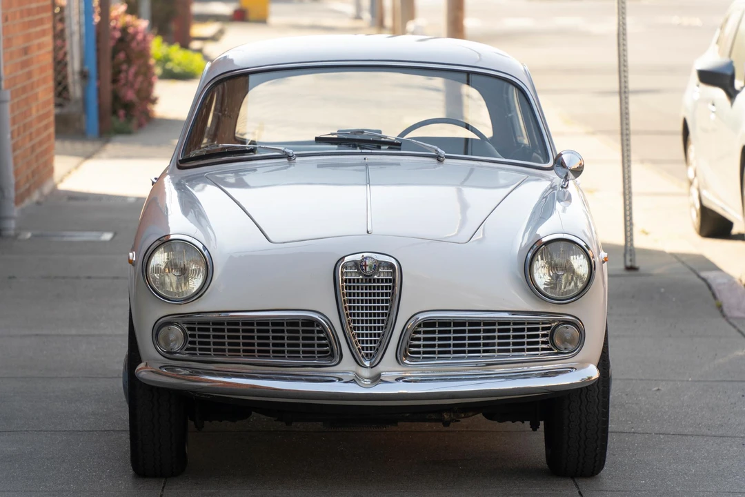 1962 Alfa Romeo Giulietta - Image 14 of 31