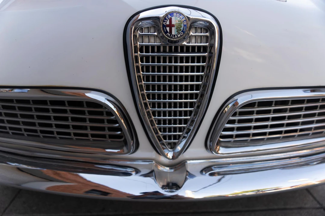 1962 Alfa Romeo Giulietta - Image 29 of 31