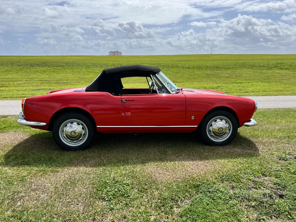 1962 Alfa Romeo Giulietta - Image 9 of 31