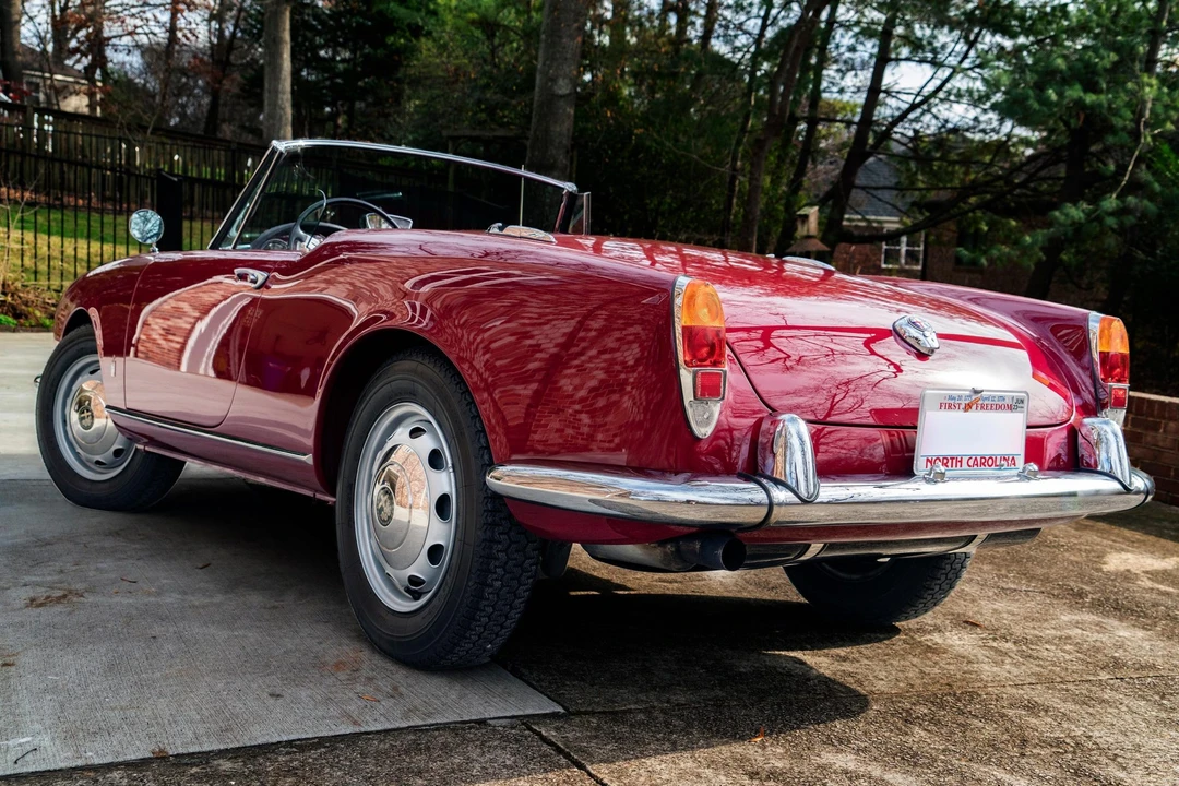 1962 Alfa Romeo Giulietta - Image 6 of 31