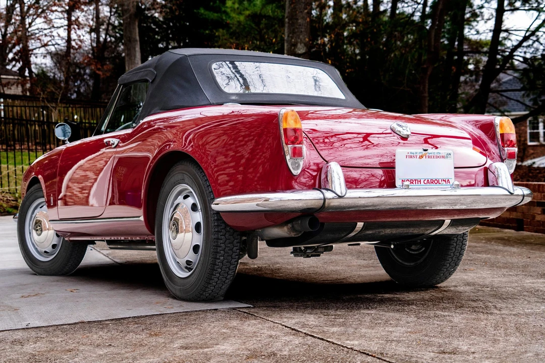 1962 Alfa Romeo Giulietta - Image 8 of 31