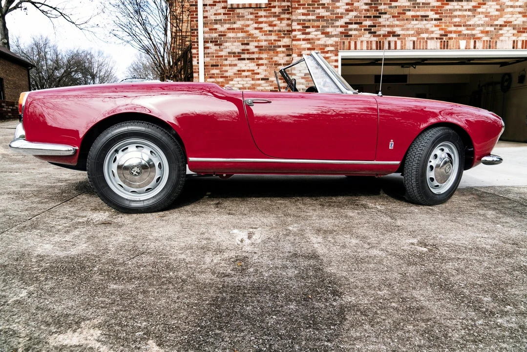 1962 Alfa Romeo Giulietta - Image 12 of 31