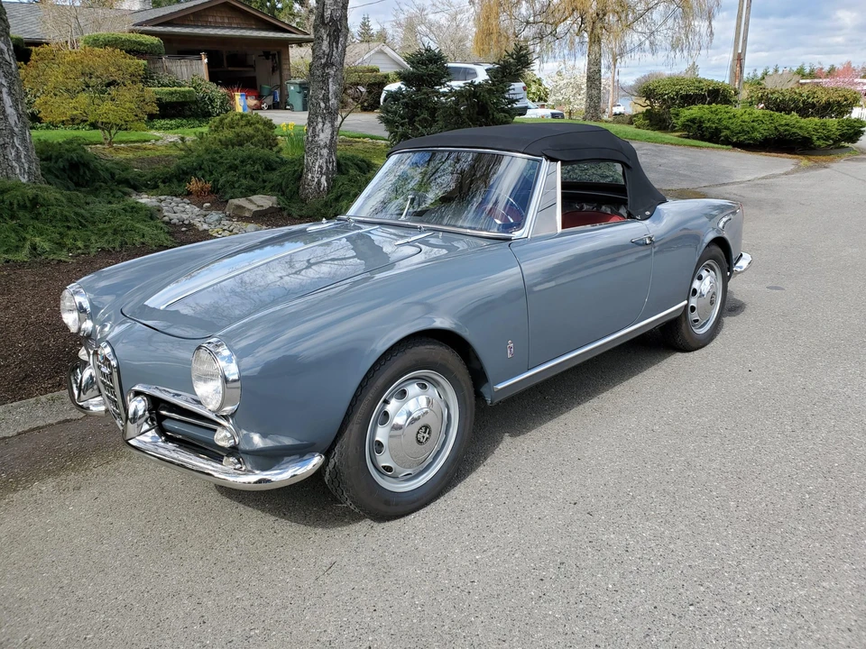 1962 Alfa Romeo Giulietta - Image 13 of 31