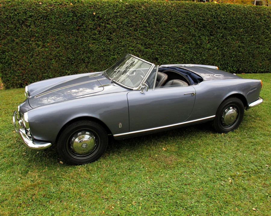 1962 Alfa Romeo Giulietta - Image 13 of 31