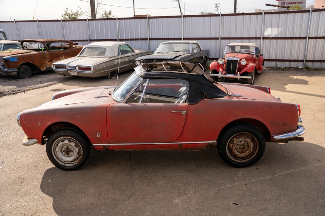 1962 Alfa Romeo Giulietta - Image 7 of 31
