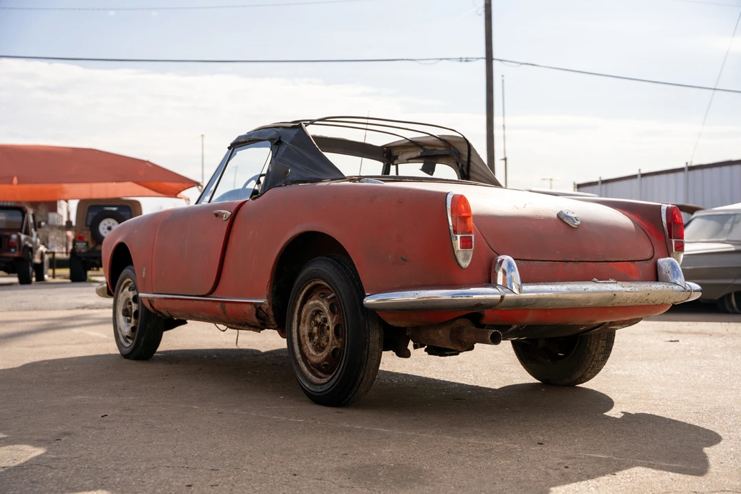 1962 Alfa Romeo Giulietta - Image 9 of 31