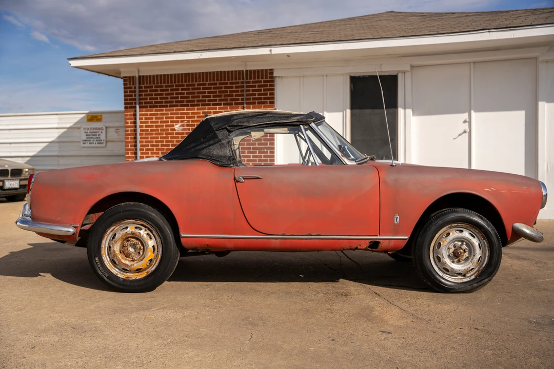 1962 Alfa Romeo Giulietta - Image 14 of 31