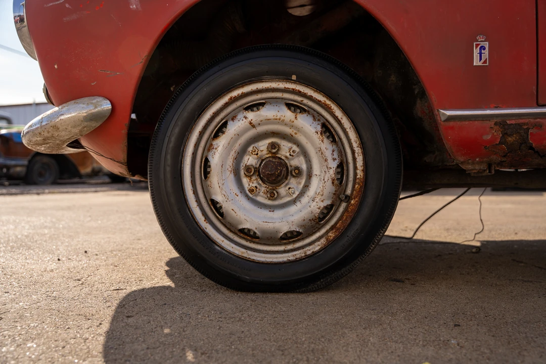 1962 Alfa Romeo Giulietta - Image 25 of 31