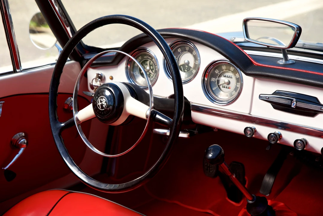1962 Alfa Romeo Giulietta - Image 13 of 31