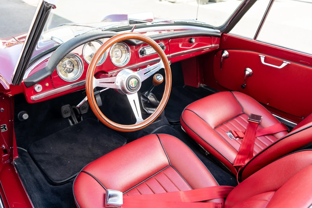 1962 Alfa Romeo Giulietta - Image 9 of 31